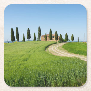 Porta-copo De Papel Quadrado Casa de campo da fazenda com as árvores de