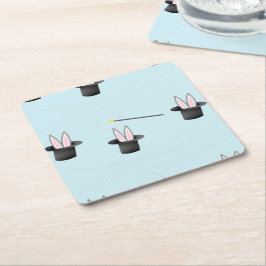 Porta-copo De Papel Quadrado Coelhinho com um chapéu com uva mágica azul