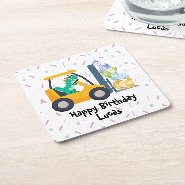 Porta-copo De Papel Quadrado Diversão de trator de dino Truck Birthday (Inclinado)