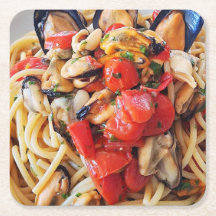 Espaguete com Porta copos de Comida de Mexilhão