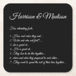 Porta-copo De Papel Quadrado Fatos Divertidos de Casamento Nomes de Casal Perso<br><div class="desc">Nomes de Casal Script Fatos Divertidos de Casamento elegante festa fofa Porta-Copos de Papel.
Texto de caligrafia branca e fundo preto</div>
