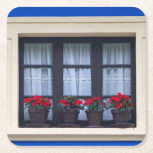 Porta-copo De Papel Quadrado Habitação residencial com flores nas janelas
