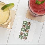 Porta-copo De Papel Quadrado Oferta de fotos e Dias de os pais felizes para a C<br><div class="desc">Uma foto moderna de colagem é uma forma criativa de celebrar e honrar alguém especial em sua vida, como seu pai, em Dia de os pais. Implica reunir várias fotos e organizá-las de forma visualmente atraente para criar uma composição coesa e significativa. Para criar uma foto moderna de colagem para...</div>