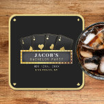 Porta-copo De Papel Quadrado Pôquer acessa festa de solteiro preto e Dourado<br><div class="desc">Portas copos de despedida de solteiro e de pôquer dourado com quatro ases e sinal de marque. Personalize-o com os detalhes do evento do noivo.</div>