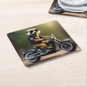 Porta-copo De Papel Quadrado Rebel Meerkat: Penas, óculos de sol e motocicleta