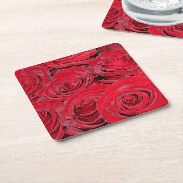 Porta-copo De Papel Quadrado Rosas Vermelhas Vibrantes (Inclinado)