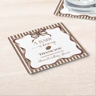 Porta-copo De Papel Quadrado Um Bebê Está Preparando Café Chá de Bebê
