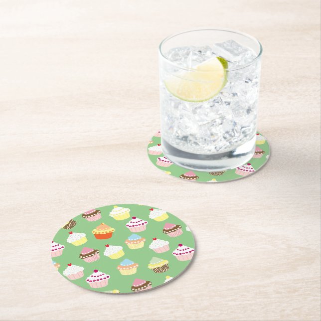 Porta-copo De Papel Redondo Deliciosos Cupcakes de aniversário decorados (Insitu)