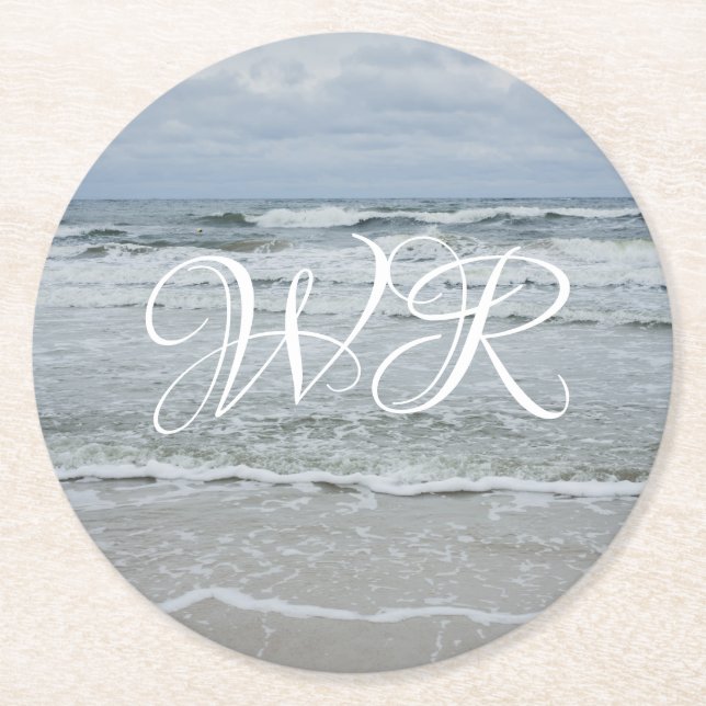 Porta-copo De Papel Redondo Mar majestoso com ondas sob o céu tempestuoso (Frente)