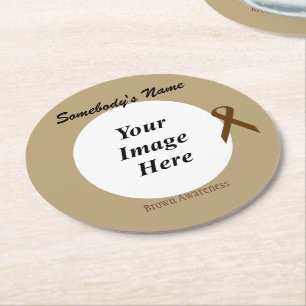 Porta-copo De Papel Redondo Modelo Brown Standard Ribbon por Kenneth Yoncich