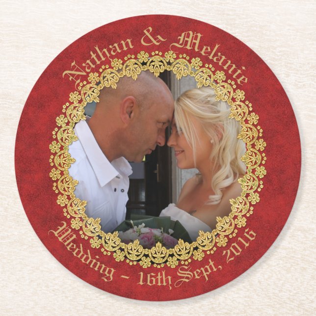 Porta-copo De Papel Redondo Ornamentado vermelho e Dourado (Frente)