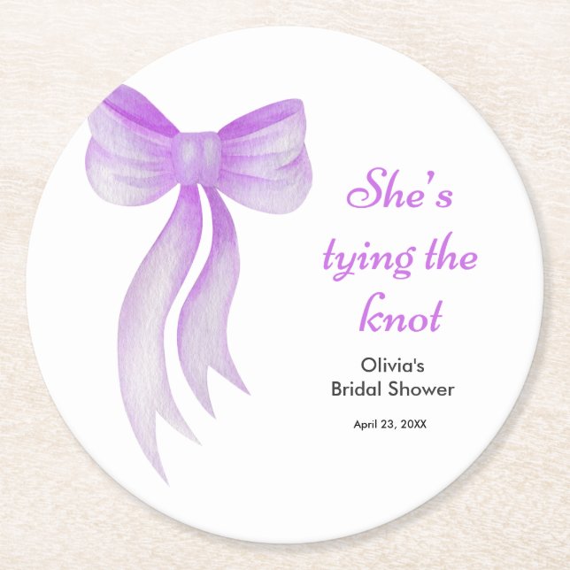 Porta-copo De Papel Redondo Purple Bow She's Tying the Knot Bridal Shower  (Frente)