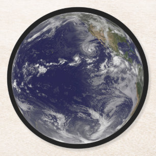 Porta-copo De Papel Redondo Terra cheio Mostrando Várias Tempestades Tropicais