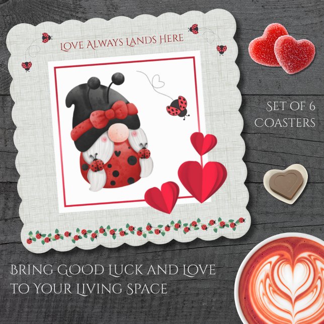 Porta-copo De Papel Whimsical Ladybug Love Always Lands Here Gnome (Bring good luck and love to your living space with this utterly charming Ladybug Gnome coaster set)