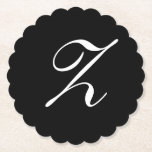 Porta-copo De Papel Z Monograma Branco inicial em preto<br><div class="desc">Letra branca clássica monograma em fundo preto, Z.</div>