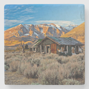 Porta-copo De Pedra Antiga Fazenda ao Longo da Hwy 395 em June Lake