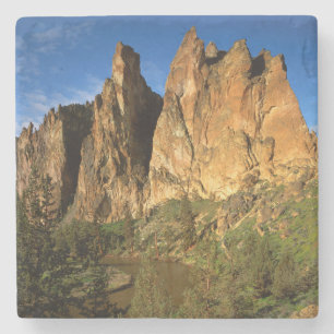 Porta-copo De Pedra EUA, Oregon, Granite Cliffs Em Smith Rock State