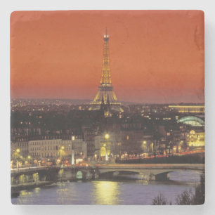 Porta-copo De Pedra Europa, França, Paris. Vista do pôr do sol da Torr