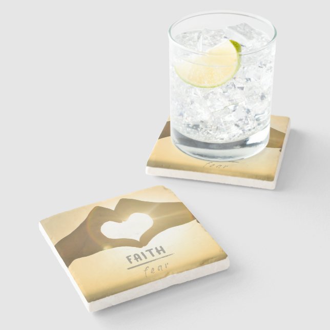 PORTA-COPO DE PEDRA FÉ SOBRE O MEDO PEDRA COXA DE BEBIDA (Lateral)