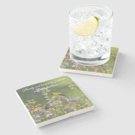 Porta-copo De Pedra Goldfinch em uma Flor Harebell