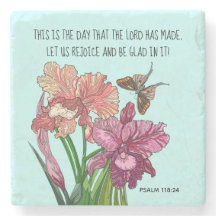 Íris e borboleta com verso do Salm 118:24