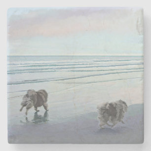 Porta-copo De Pedra Keeshonds na Arte de Cão de Pintura em Seashore