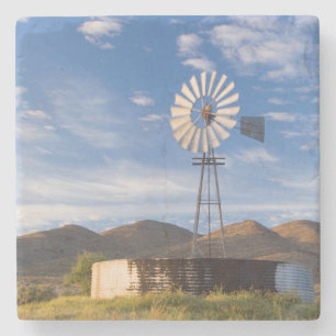 Porta-copo De Pedra Moinho de Vento e Barragem no Karoo ao Nascer do S