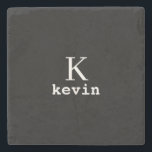 Porta-copo De Pedra Monograma dos homens brancos e negros<br><div class="desc">Monograma e nome criam sua própria modelo de porta copos de pedra em preto e branco simples. Você pode alterar as cores do plano de fundo e do texto selecionando a opção personalizar. Pode ser um presente especial para um namorado, marido, filho, pai, noivo, o melhor homem para um aniversário,...</div>