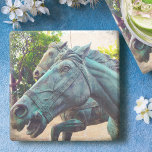 Porta-copo De Pedra Na moda de Foto de Estátua de Cavalo de Turquesa A<br><div class="desc">Descoberto em um cenário de jardim exuberante, esta estátua asiática turquesa grita exploração e aventura. Termine o dia com sua bebida favorita usando esta porta copos de pedra fotográfica impressionante. Faz um presente excelente para o lar! Você pode personalizar facilmente esta porta copos de pedra e eu também ofereço personalização...</div>
