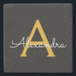 Porta-copo De Pedra Nome do Monograma Rapariga de Script Moderno Doura<br><div class="desc">Azulejo de Pedra de Nome do Monograma Simples Preto e Dourado. Isso faz a formatura perfeita,  doce aniversário de 16 anos,  casamento,  chá de panela,  aniversário,  chá de fraldas ou presente de festa de solteira para alguém que ama luxo de vidro e estilos quicos.</div>