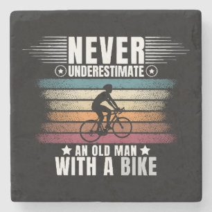Porta-copo De Pedra Nunca Subestime um Homem Velho numa Bicicleta
