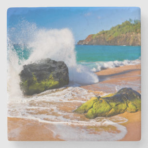 Porta-copo De Pedra Ondas batem na praia, Havaí