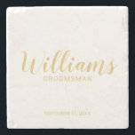 Porta-copo De Pedra Padrinhos de casamento Personalizados Dourados de<br><div class="desc">Porta copos Branca e Padrinhos de casamento Personalizados Dourados com o nome personalizado do padrinho de casamento no estilo de fonte de caligrafia moderna em ouro com título e data de casamento no estilo de letra sans serif moderno em fundo branco. Também perfeito para Madrinha de casamento, Flor Girl, Mãe...</div>