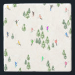 Porta-copo De Pedra Partido Freeride Alpino Skiers Skiing<br><div class="desc">design de esquiadores com tema esquiador no inverno legal com esquiadores esquiando pelas encostas do resort de esqui alpino entre as árvores cobertas de abetos em alpes. Os esquiadores Freeride estão vestindo ternos de esqui antigos coloridos, descida de esqui com esquis em um fundo branco de montanha de neve. Um...</div>