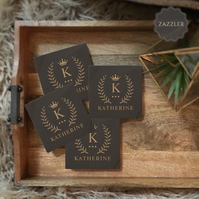 Porta-copo De Pedra Personalizar o nome e o monograma Dourado preto in (Customize Name & Initial Black White Gold Monogram Stone Coaster)