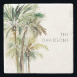 Porta-copo De Pedra Praia Moderna das Palmeiras Tropicais<br><div class="desc">Esta design apresenta um grupo de lindas palmeiras verdes e marrons,  com cor de água,  e luxuosas tropicais,  sobre um fundo branco simples e limpo. Perfeito para amante de praia ou casa de praia. Personalize-o com o seu nome de família. Criado pela imprensa simplesmente de farmácia.</div>