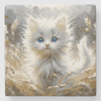Precioso White Kitten