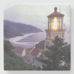 Porta-copo De Pedra Um dia nebuloso na costa do Oregon na Heceta