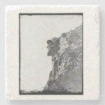 Velho na Porta copos das Montanhas