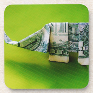 Porta-copo Elefante do origami da nota de dólar no fundo