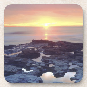 Porta-copo EUA, Califórnia, San Diego. Maré da Sunset Cliffs