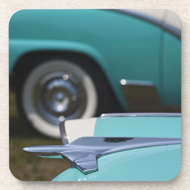 Porta-copo EUA, Massachusetts, Gloucester. 1950s-era Ford (Frente)