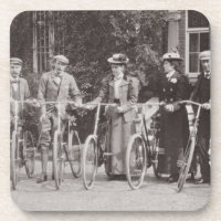Grupo de bicyclists de Edwardian, 1900s adiantados