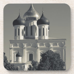 Porta-copo Kremlin de Pskov e Catedral da Trindade