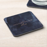 Porta-copo Monograma de Casamento Dourado com Cor Azul marinh<br><div class="desc">Marinho Blue Watercolor & Rosa Dourado Faux Foil Lettering Perfect para Portas copos de outono ou Casamento no inverno com fonte de script alfanumérico com tendência! Verifique meu compro para ver toda a coleção de casamento com este design!</div>