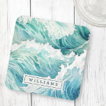 Porta-copo Nome personalizado das ondas do oceano de aquarela<br><div class="desc">Copas de bebidas com seu nome personalizado em um fundo de ondas de aquarela.</div>