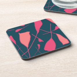 Porta-copo Pétalas cor-de-rosa sobre a montanha russa de bebi