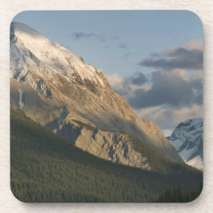 Porta-copo Pico alto perto do Lago Maligne, Jasper Nacional