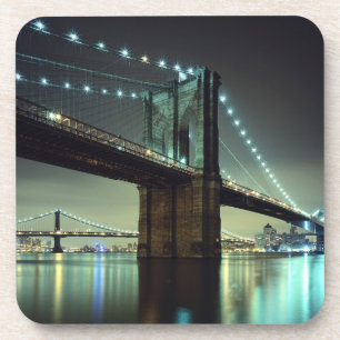 Porta-copo Ponte de Brooklyn na ponte de Manhattan da noite