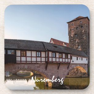Porta-copo Ponte medieval antiga em Nuremberga, Alemanha